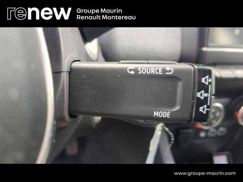 Photo 17 de l’annonce de RENAULT Clio d’occasion à vendre à VARENNES SUR SEINE
