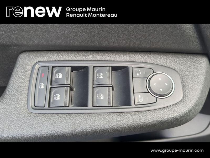 Photo 20 de l’annonce de RENAULT Clio d’occasion à vendre à VARENNES SUR SEINE