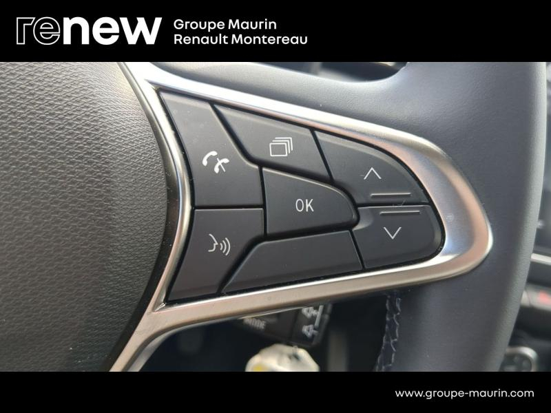 Photo 13 de l’annonce de RENAULT Clio d’occasion à vendre à VARENNES SUR SEINE