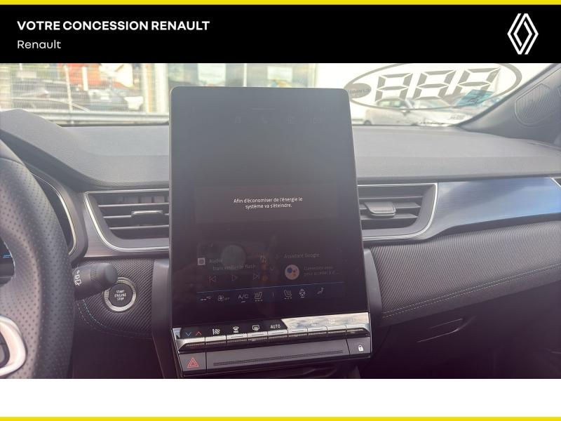 Photo 10 de l’annonce de RENAULT  d’occasion à vendre à VARENNES SUR SEINE