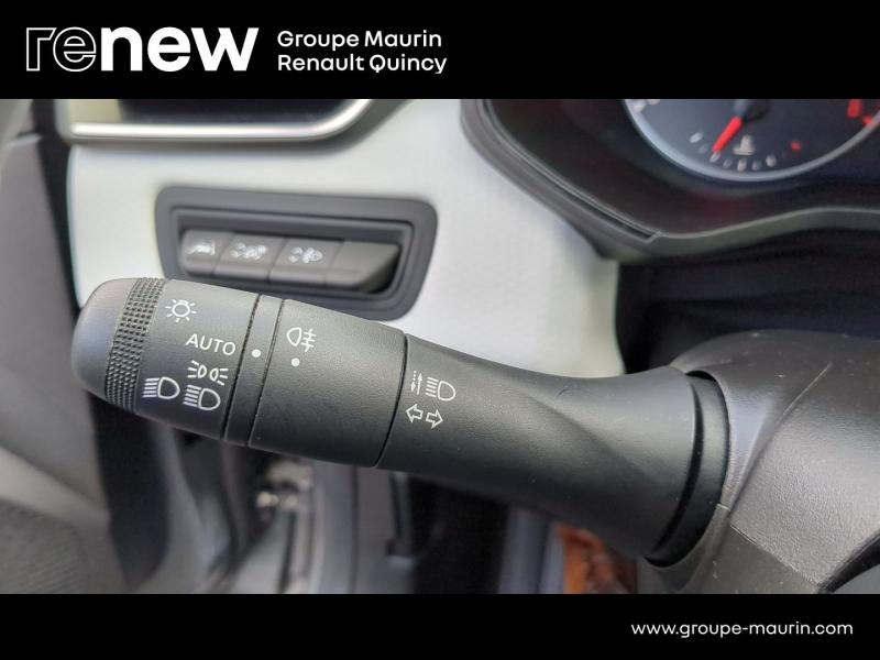 Photo 18 de l’annonce de RENAULT Clio d’occasion à vendre à QUINCY-SOUS-SÉNART