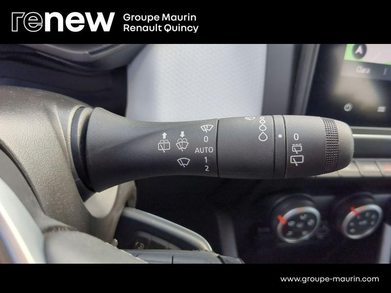Photo 19 de l’annonce de RENAULT Clio d’occasion à vendre à QUINCY-SOUS-SÉNART