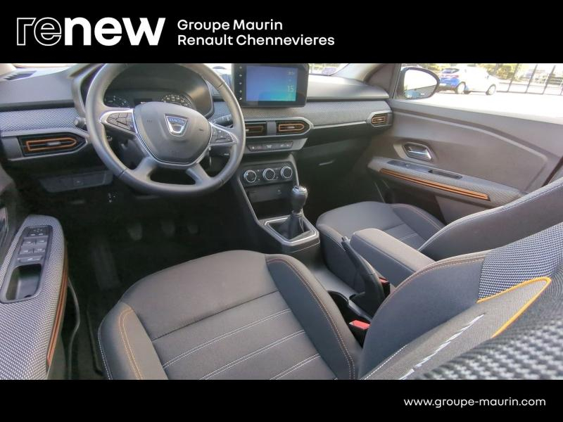 Photo 11 de l’annonce de DACIA Sandero d’occasion à vendre à CHENNEVIÈRES-SUR-MARNE