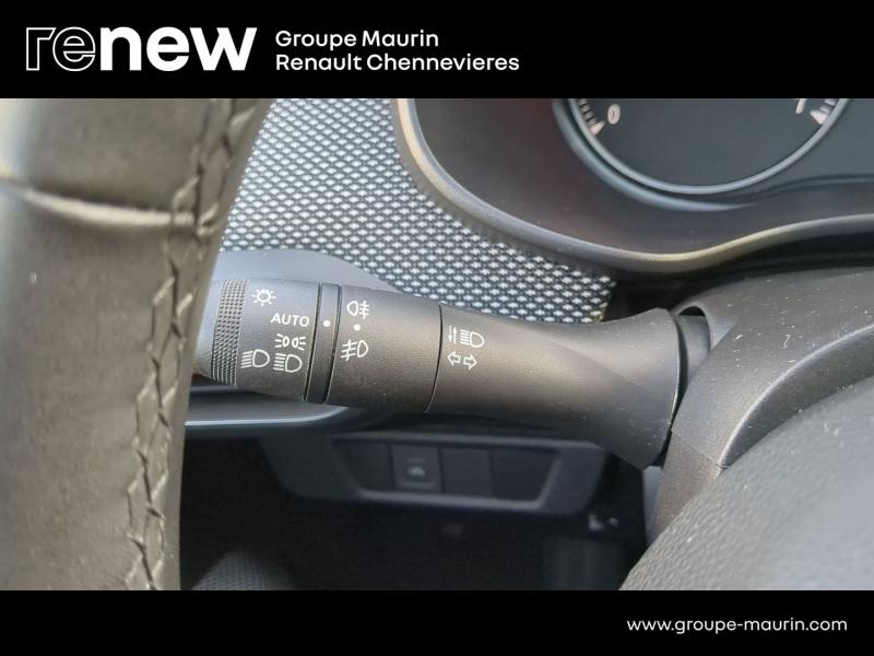 Photo 19 de l’annonce de DACIA Sandero d’occasion à vendre à CHENNEVIÈRES-SUR-MARNE