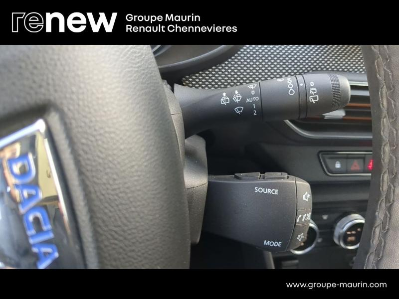 Photo 20 de l’annonce de DACIA Sandero d’occasion à vendre à CHENNEVIÈRES-SUR-MARNE
