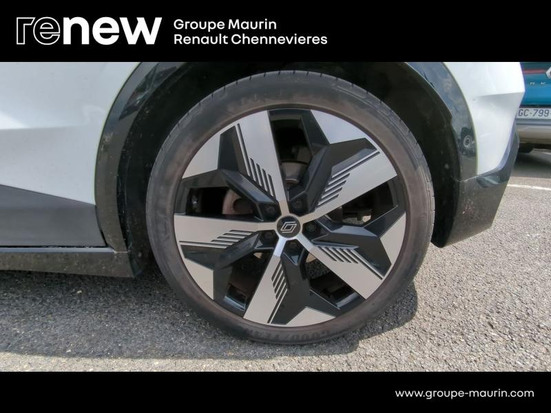 Photo 12 de l’annonce de RENAULT Megane d’occasion à vendre à CHENNEVIÈRES-SUR-MARNE