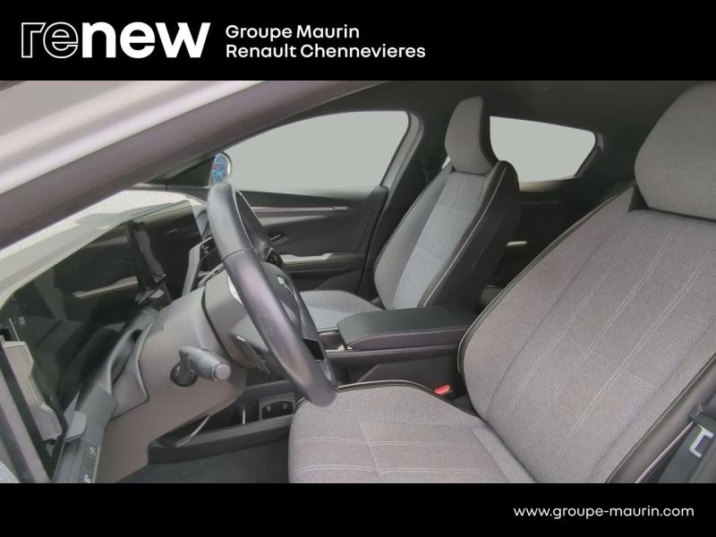 Photo 17 de l’annonce de RENAULT Megane d’occasion à vendre à CHENNEVIÈRES-SUR-MARNE
