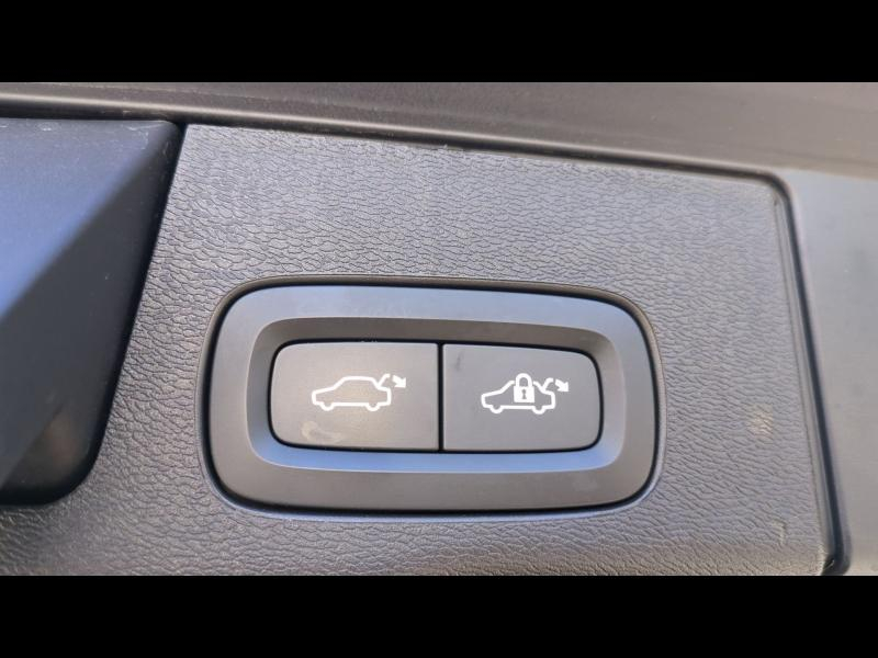 Photo 14 de l’annonce de VOLVO XC60 d’occasion à vendre à AIX-EN-PROVENCE