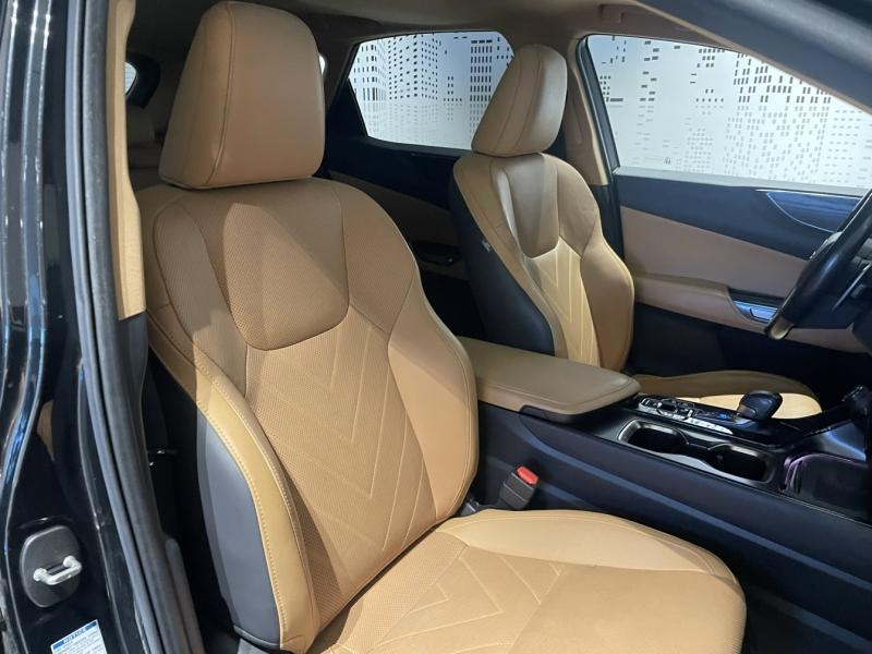 Photo 18 de l’annonce de LEXUS NX d’occasion à vendre à LATTES
