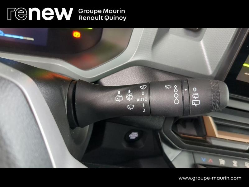 Photo 17 de l’annonce de DACIA Duster d’occasion à vendre à QUINCY-SOUS-SÉNART