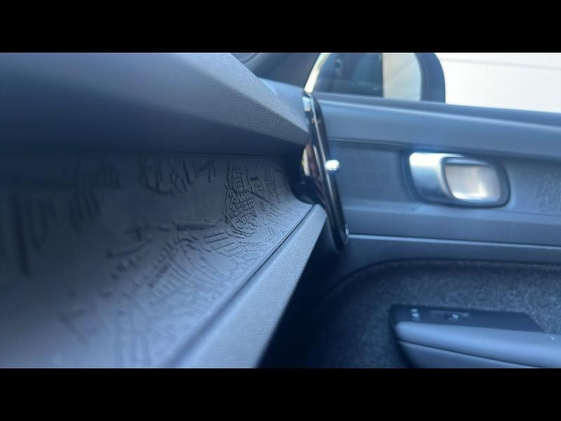 Photo 16 de l’annonce de VOLVO XC40 d’occasion à vendre à AIX-EN-PROVENCE