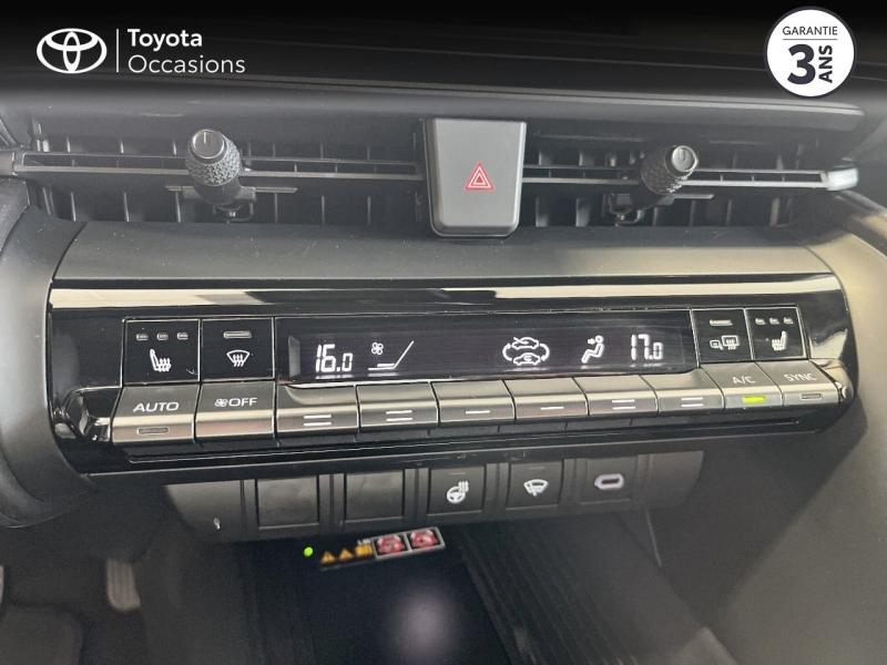 Photo 15 de l’annonce de TOYOTA C-HR d’occasion à vendre à LATTES