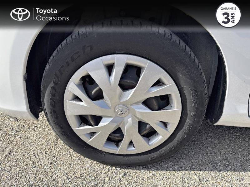 Photo 16 de l’annonce de TOYOTA Yaris d’occasion à vendre à CAVAILLON