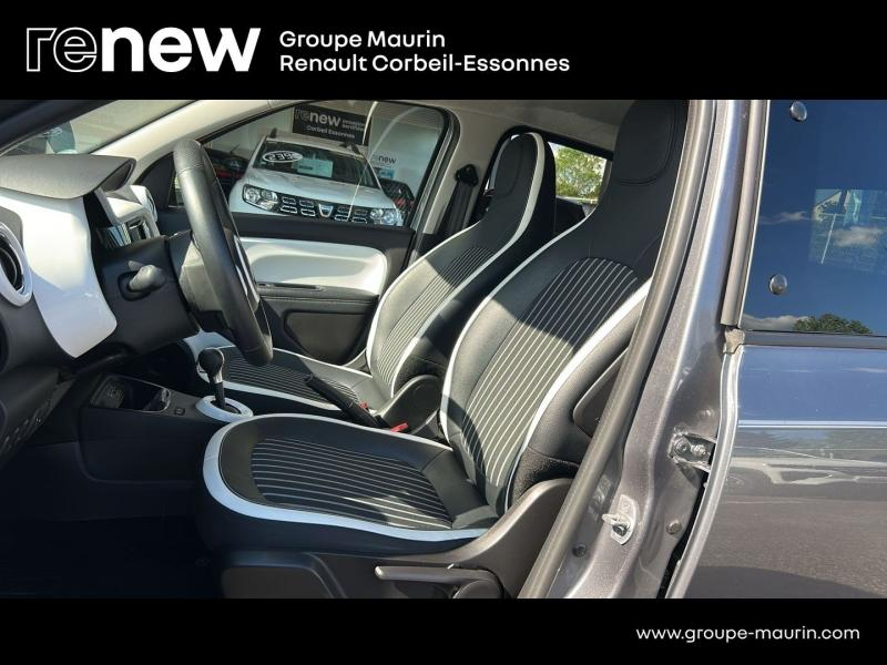 Photo 13 de l’annonce de RENAULT Twingo d’occasion à vendre à CORBEIL-ESSONNES