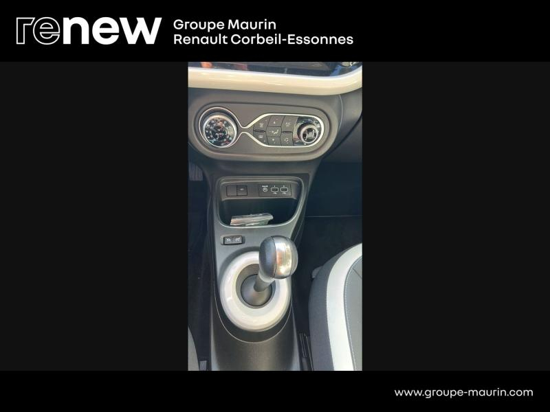 Photo 19 de l’annonce de RENAULT Twingo d’occasion à vendre à CORBEIL-ESSONNES