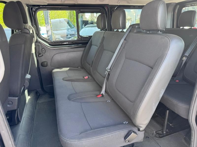 Photo 6 de l’annonce de NISSAN Primastar Combi d’occasion à vendre à ANNECY