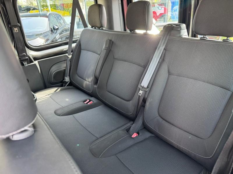 Photo 7 de l’annonce de NISSAN Primastar Combi d’occasion à vendre à ANNECY