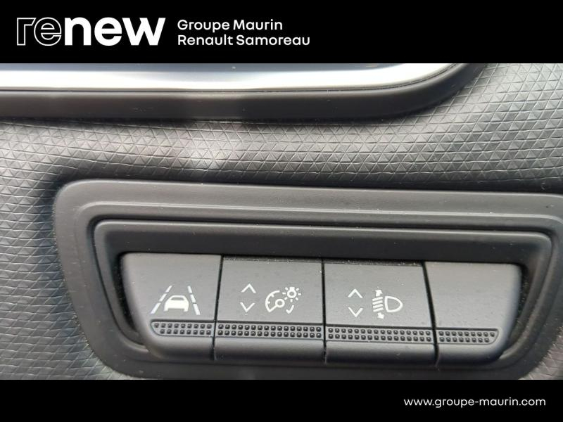 Photo 20 de l’annonce de RENAULT Clio d’occasion à vendre à SAMOREAU