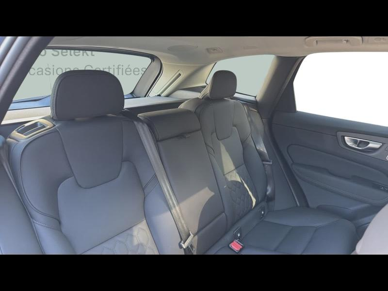 Photo 6 de l’annonce de VOLVO XC60 d’occasion à vendre à AIX-EN-PROVENCE