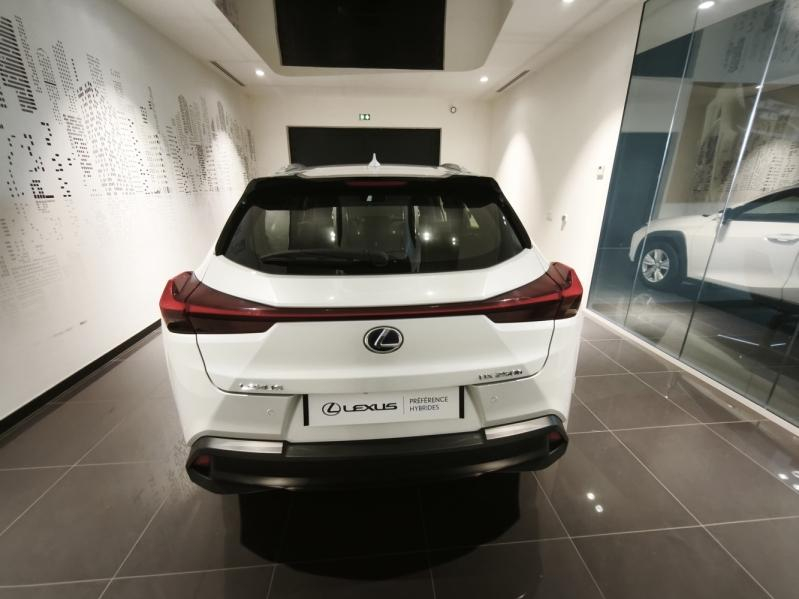 Photo 5 de l’annonce de LEXUS UX d’occasion à vendre à LATTES