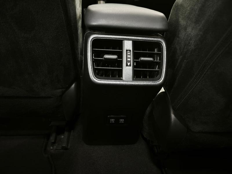 Photo 17 de l’annonce de LEXUS UX d’occasion à vendre à LATTES