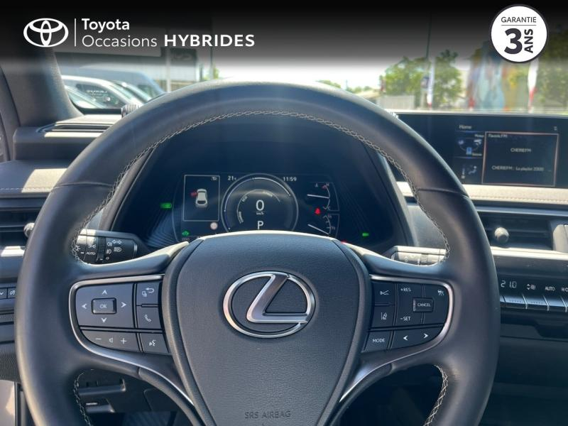 Photo 13 de l’annonce de LEXUS UX d’occasion à vendre à LATTES