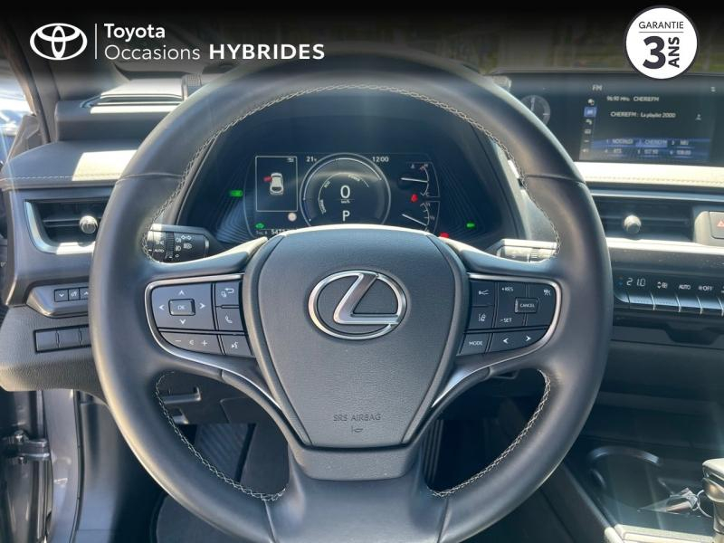 Photo 20 de l’annonce de LEXUS UX d’occasion à vendre à LATTES