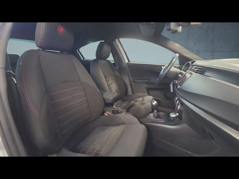 Photo 12 de l’annonce de ALFA ROMEO Giulietta d’occasion à vendre à PERPIGNAN
