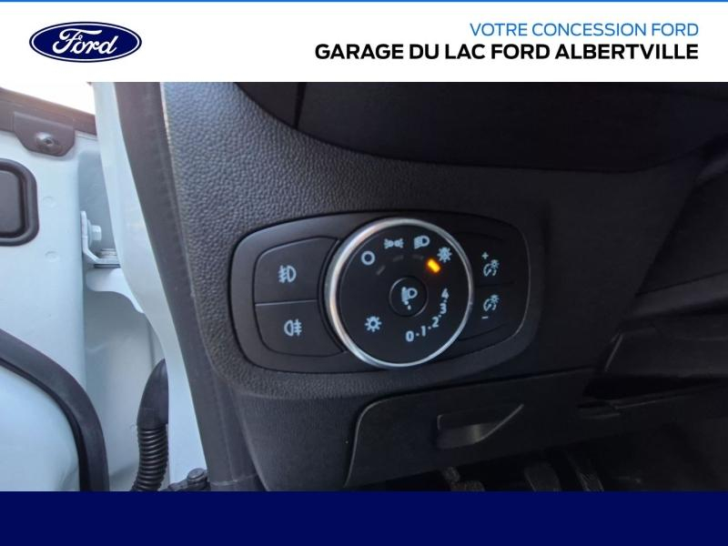 Photo 17 de l’annonce de FORD Fiesta d’occasion à vendre à ALBERTVILLE