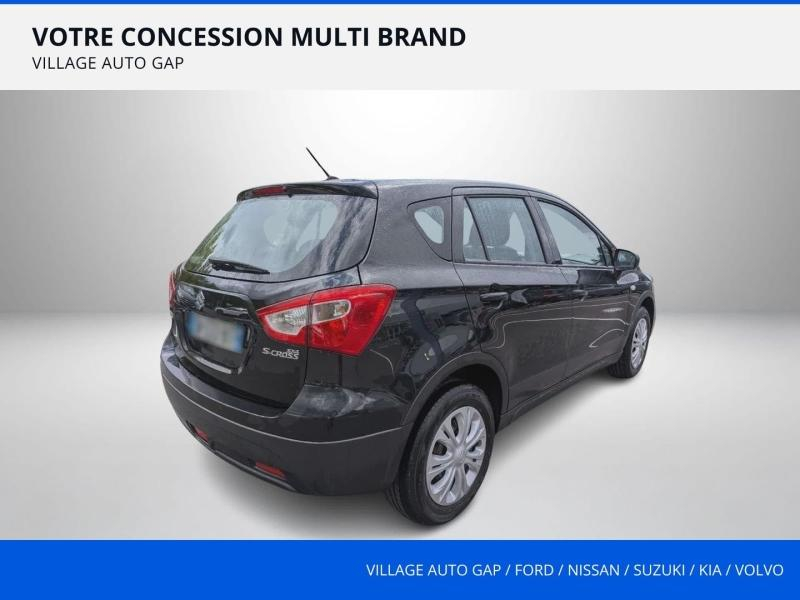 Photo 3 de l’annonce de SUZUKI SX4 S-Cross d’occasion à vendre à GAP