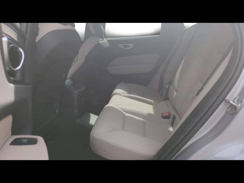 Photo 7 de l’annonce de VOLVO XC60 d’occasion à vendre à AIX-EN-PROVENCE