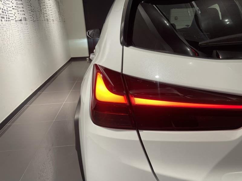 Photo 8 de l’annonce de LEXUS UX d’occasion à vendre à LATTES