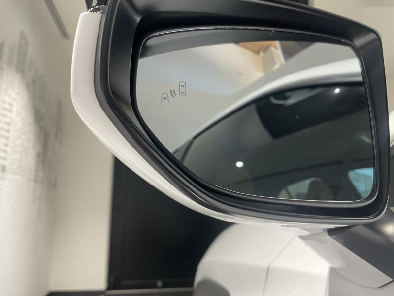 Photo 11 de l’annonce de LEXUS UX d’occasion à vendre à LATTES
