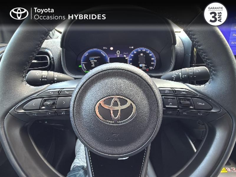 Photo 13 de l’annonce de TOYOTA Yaris d’occasion à vendre à NÎMES