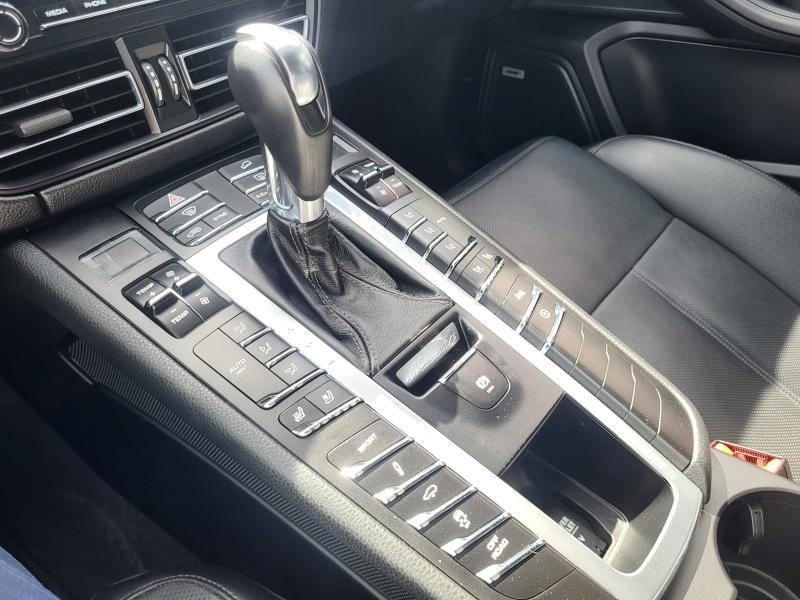 Photo 4 de l’annonce de PORSCHE Macan d’occasion à vendre à ANNEMASSE