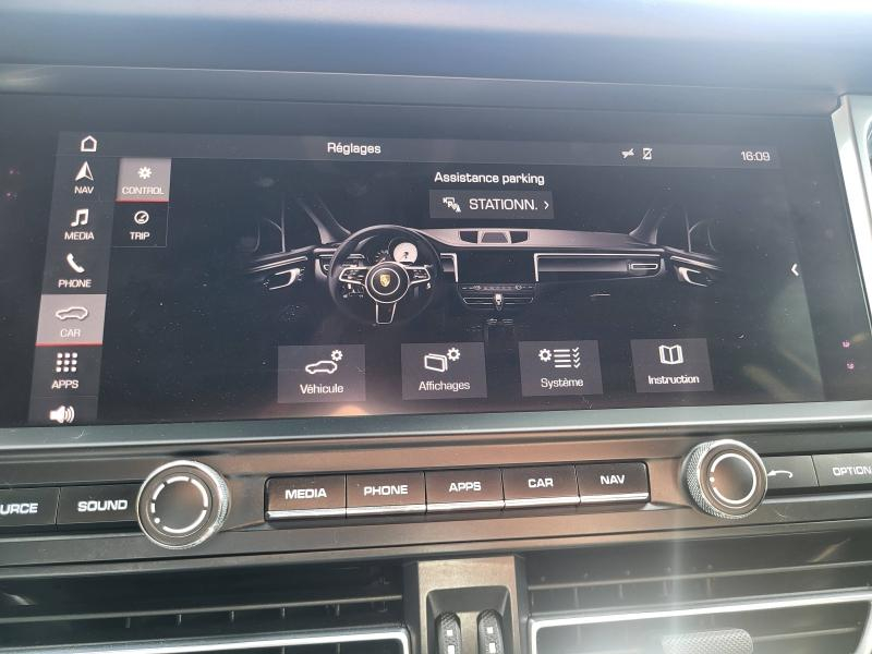 Photo 9 de l’annonce de PORSCHE Macan d’occasion à vendre à ANNEMASSE