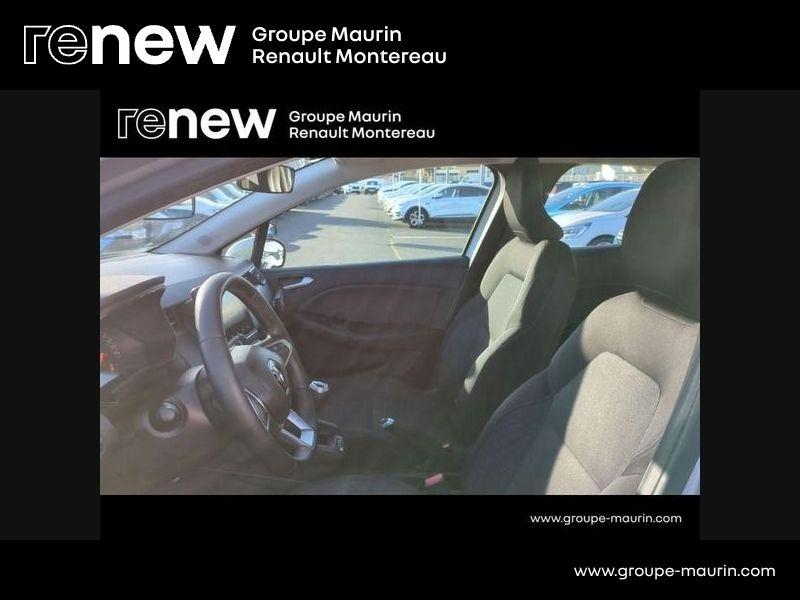 Photo 10 de l’annonce de RENAULT Clio d’occasion à vendre à VARENNES SUR SEINE