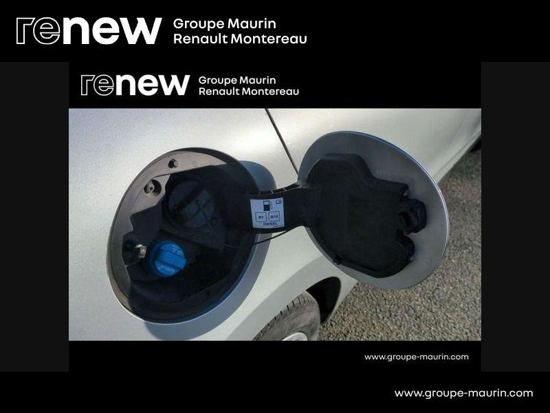 Photo 17 de l’annonce de RENAULT Clio d’occasion à vendre à VARENNES SUR SEINE