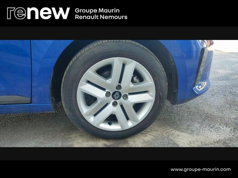 Photo 11 de l’annonce de RENAULT Clio d’occasion à vendre à SAINT PIERRE LES NEMOURS