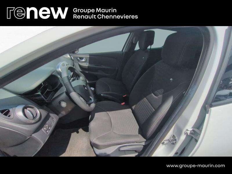 Photo 10 de l’annonce de RENAULT Clio d’occasion à vendre à CHENNEVIÈRES-SUR-MARNE