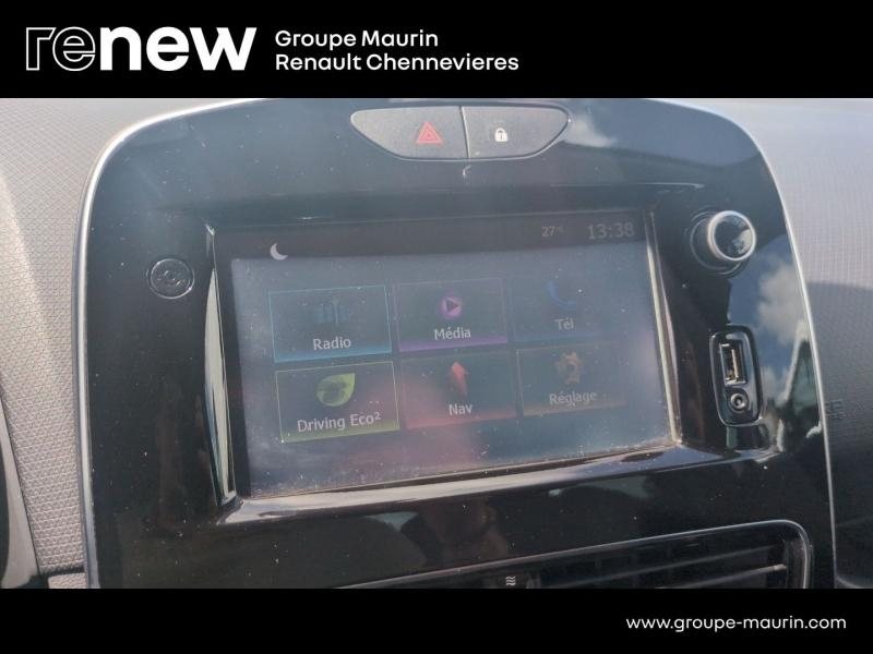 Photo 12 de l’annonce de RENAULT Clio d’occasion à vendre à CHENNEVIÈRES-SUR-MARNE