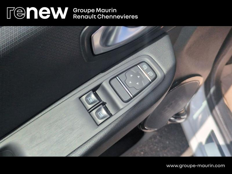 Photo 14 de l’annonce de RENAULT Clio d’occasion à vendre à CHENNEVIÈRES-SUR-MARNE