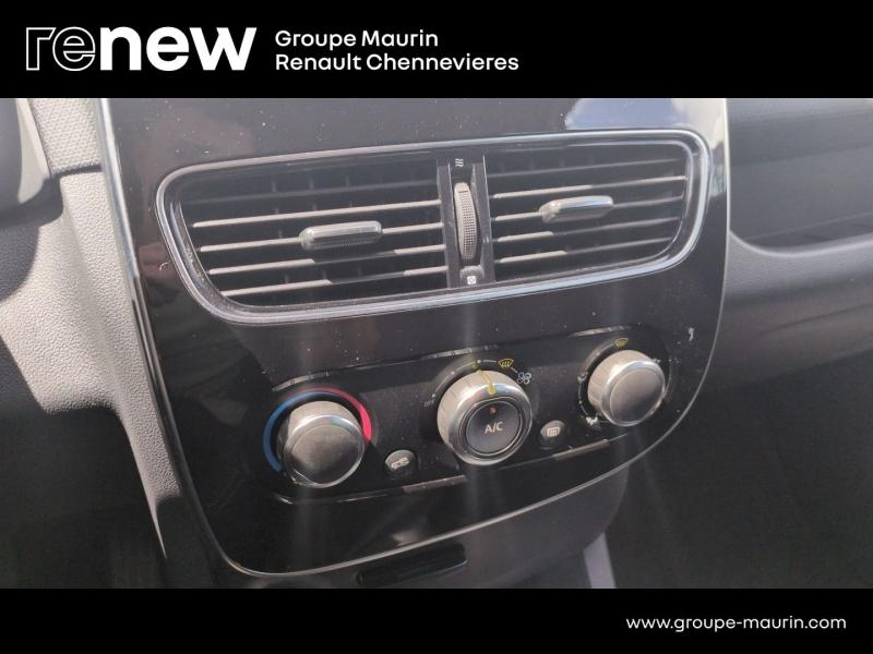 Photo 20 de l’annonce de RENAULT Clio d’occasion à vendre à CHENNEVIÈRES-SUR-MARNE