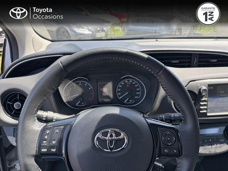 Photo 13 de l’annonce de TOYOTA Yaris d’occasion à vendre à AUBIÈRE