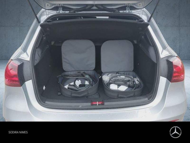 Photo 14 de l’annonce de MERCEDES-BENZ Classe A d’occasion à vendre à SÈTE