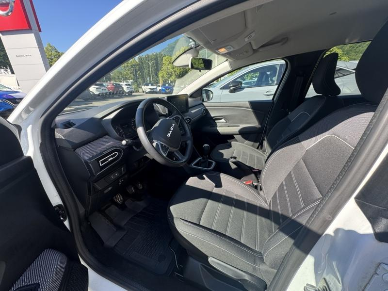 Photo 12 de l’annonce de DACIA Jogger d’occasion à vendre à GRENOBLE