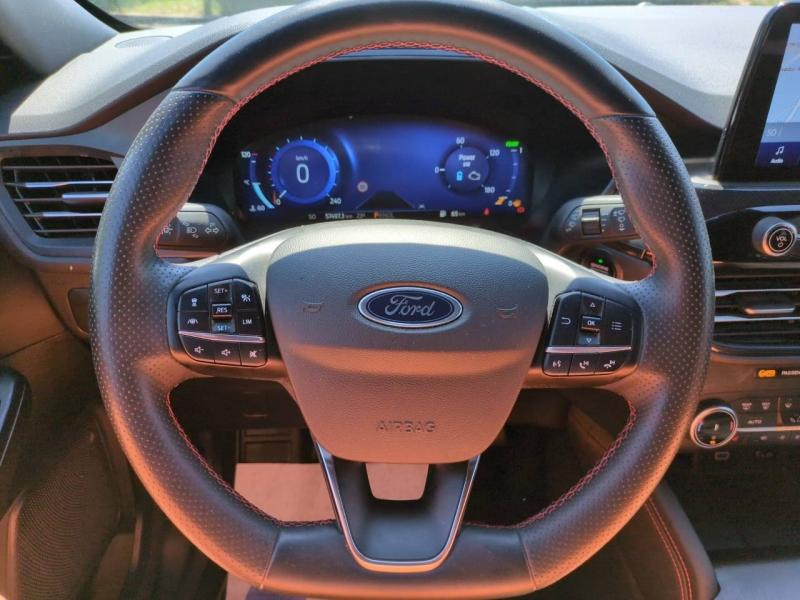 Photo 12 de l’annonce de FORD Kuga d’occasion à vendre à NÎMES