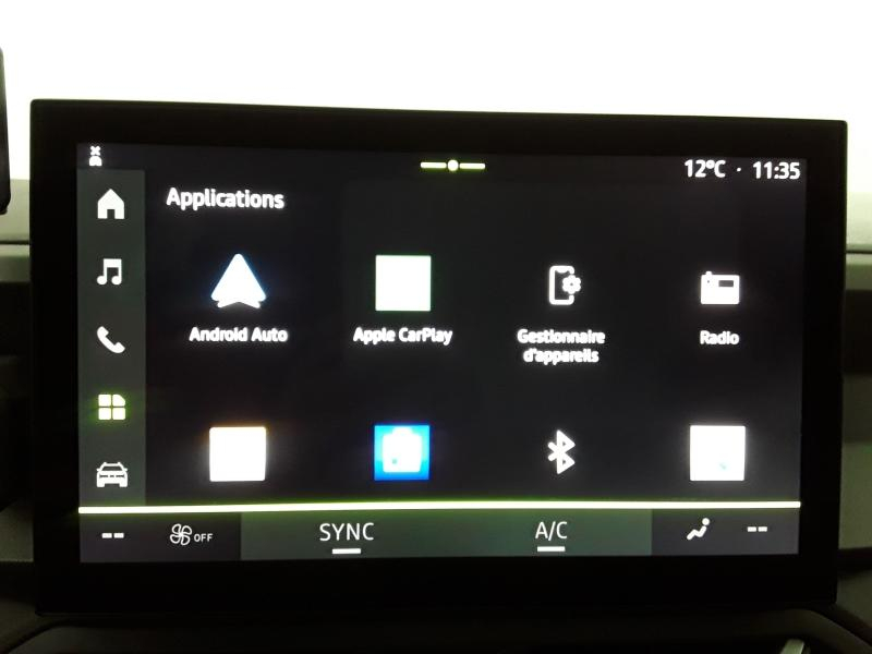 Photo 10 de l’annonce de DACIA  d’occasion à vendre à SAMOREAU