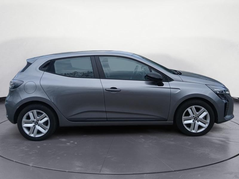 Photo 7 de l’annonce de RENAULT Clio d’occasion à vendre à SAMOREAU
