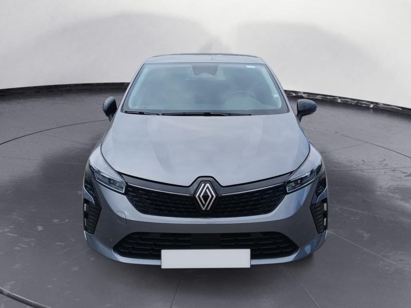 Photo 8 de l’annonce de RENAULT Clio d’occasion à vendre à SAMOREAU